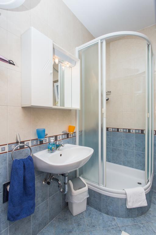 Apartments Mira Млини Экстерьер фото