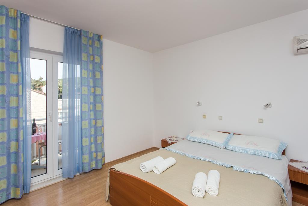Apartments Mira Млини Экстерьер фото